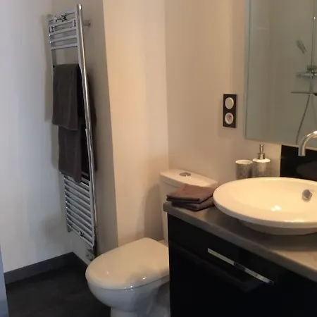 Apartment Studio De Charme A Deux Pas Du Vieux Marche La Rochelle (Charente-Maritime)